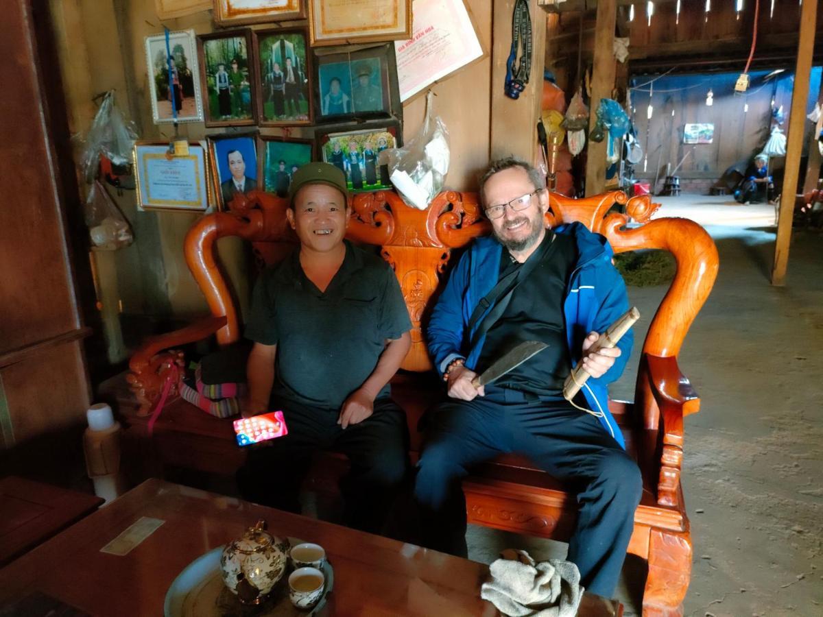 Indigenous Homestay- Trek- Food- Bus Mu Cang Chai Eksteriør bilde
