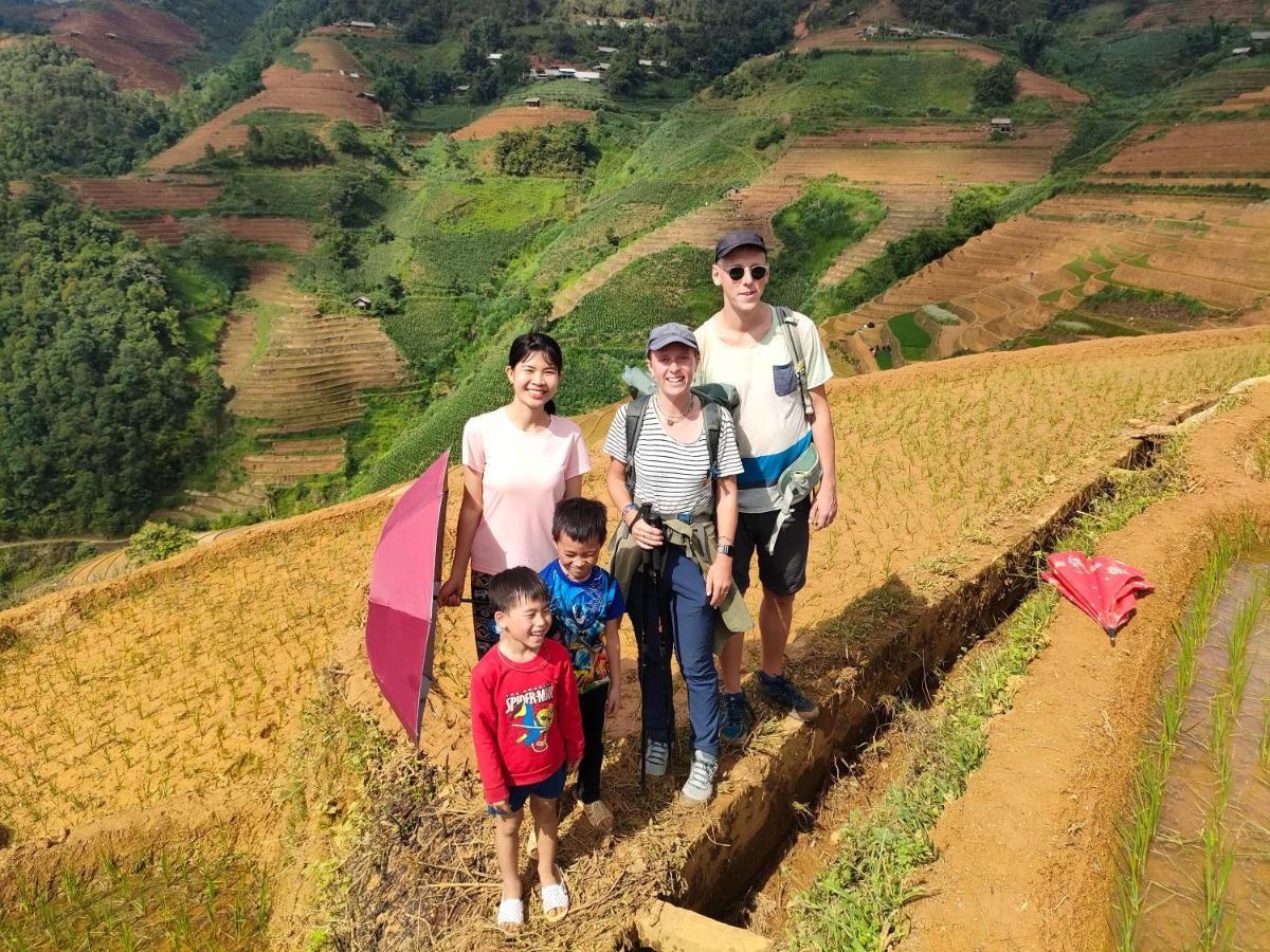 Indigenous Homestay- Trek- Food- Bus Mu Cang Chai Eksteriør bilde