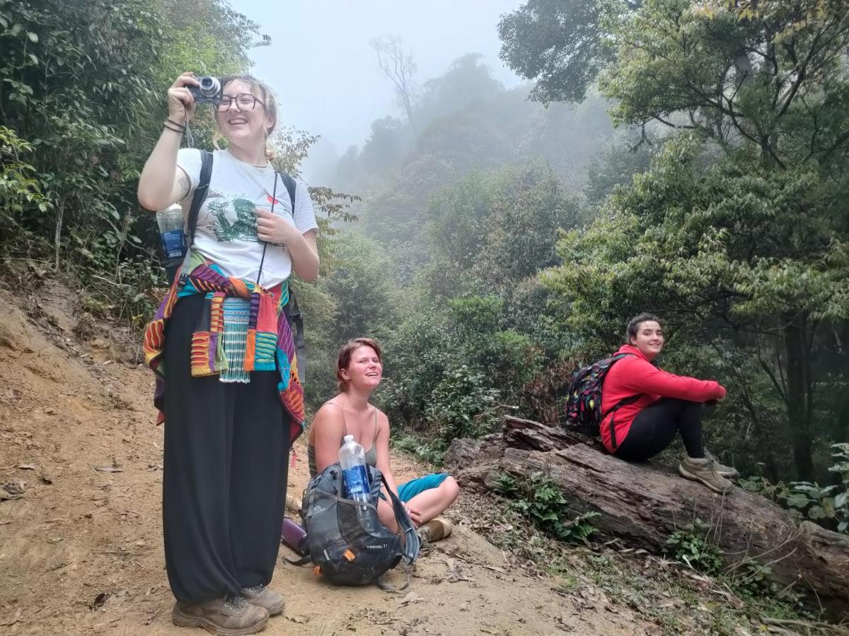 Indigenous Homestay- Trek- Food- Bus Mu Cang Chai Eksteriør bilde