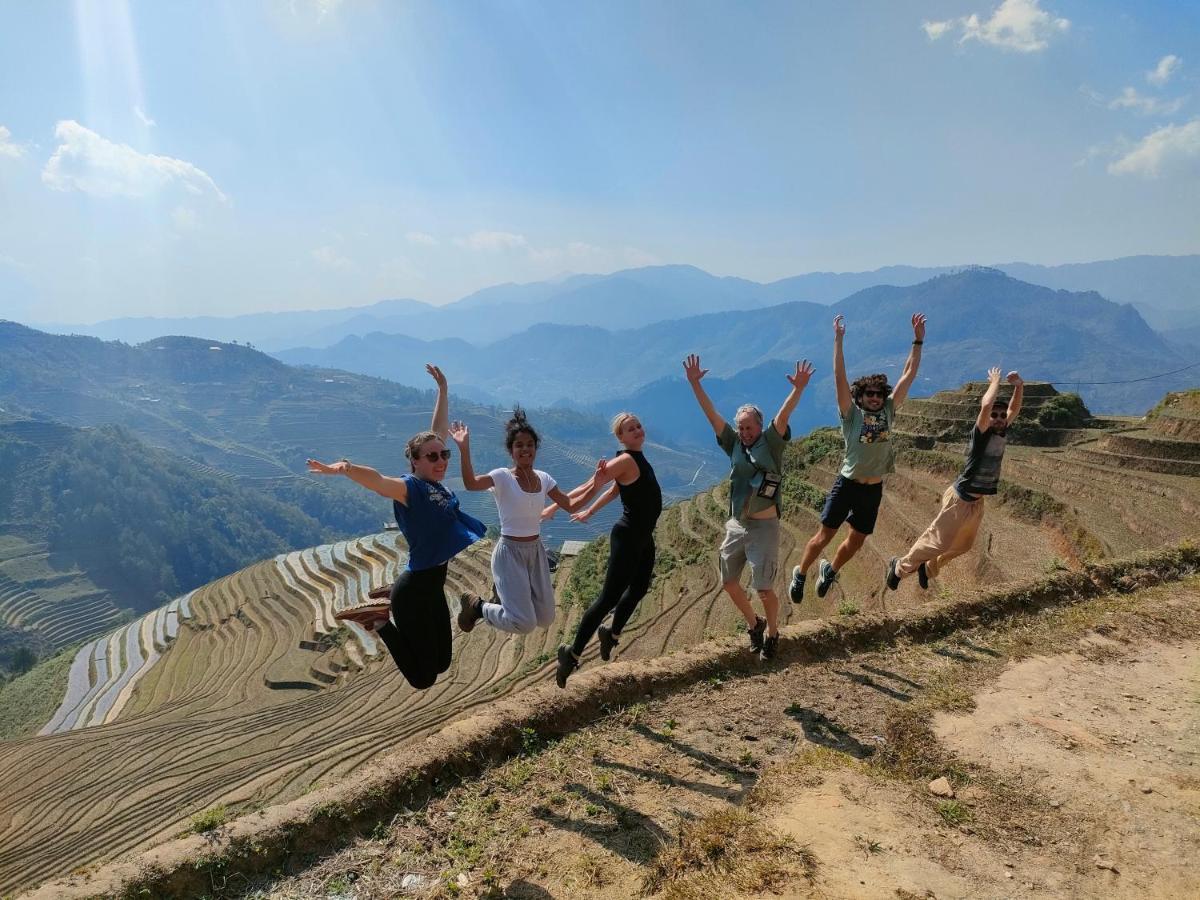 Indigenous Homestay- Trek- Food- Bus Mu Cang Chai Eksteriør bilde